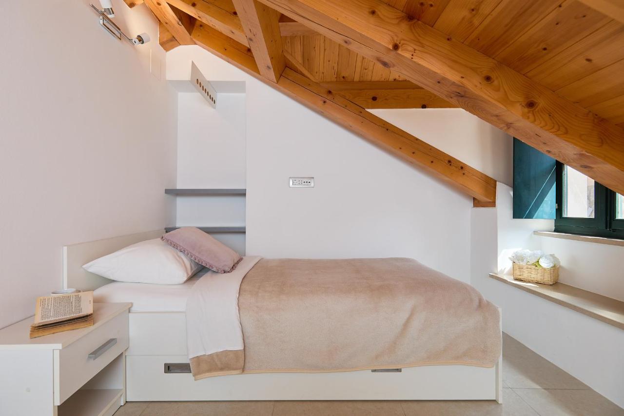 B18 Apartment Dubrovnik Bagian luar foto